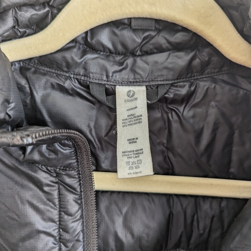 Oiselle Quill jacket, black primaloft puffer size M